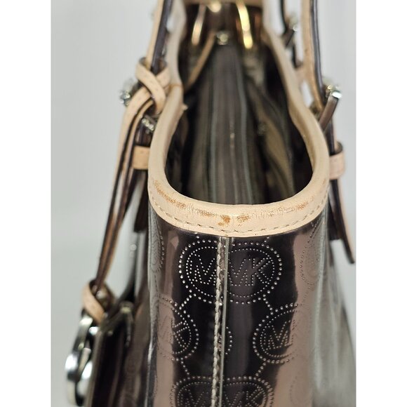 Michael Kors Women's Chrome/Tan Jet Set MK Snap Pocket Tote Size Medium 170 - Picture 6 of 16